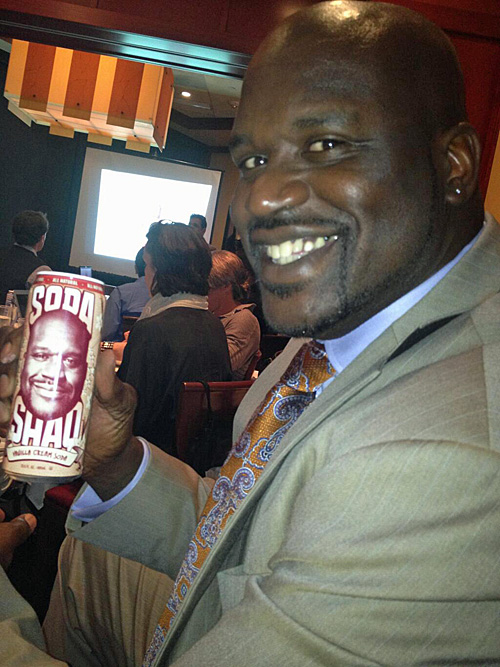 Shaquille O'Neal & Soda Line Give Back To Kids | LATF USA NEWS