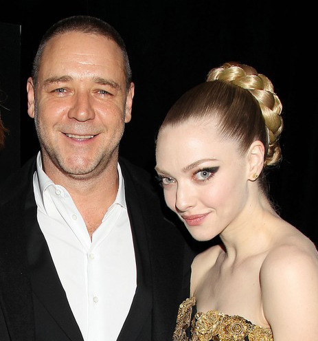Russell Crowe and Amanda Seyfried