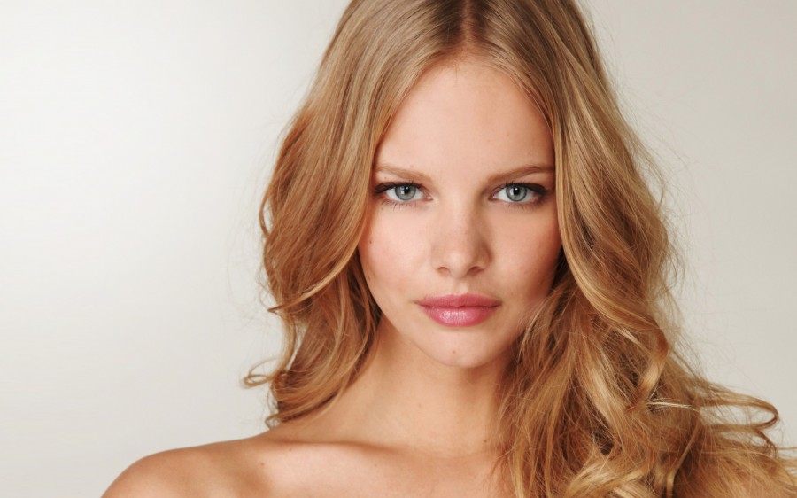 Marloes Horst Maybelline