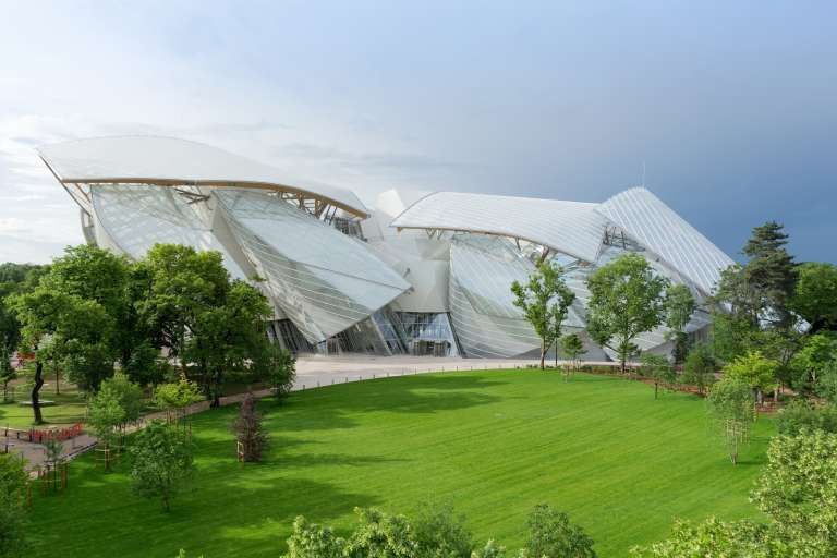 The Glass Cloud - Frank Gehry - The Louis Vuitton Foundation