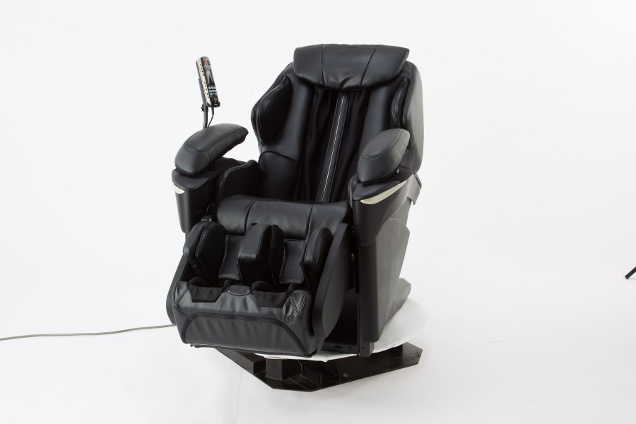 Real Pro ULTRA™ 3D Massage Chair with 3D Technology