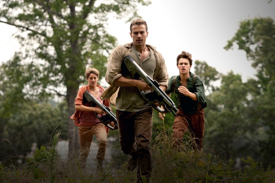 "Divergent Series: Insurgent" movie review by Pamela Price