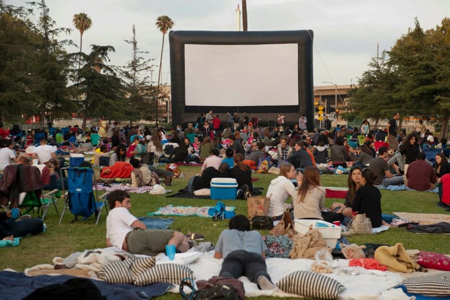 Street Food Cinema