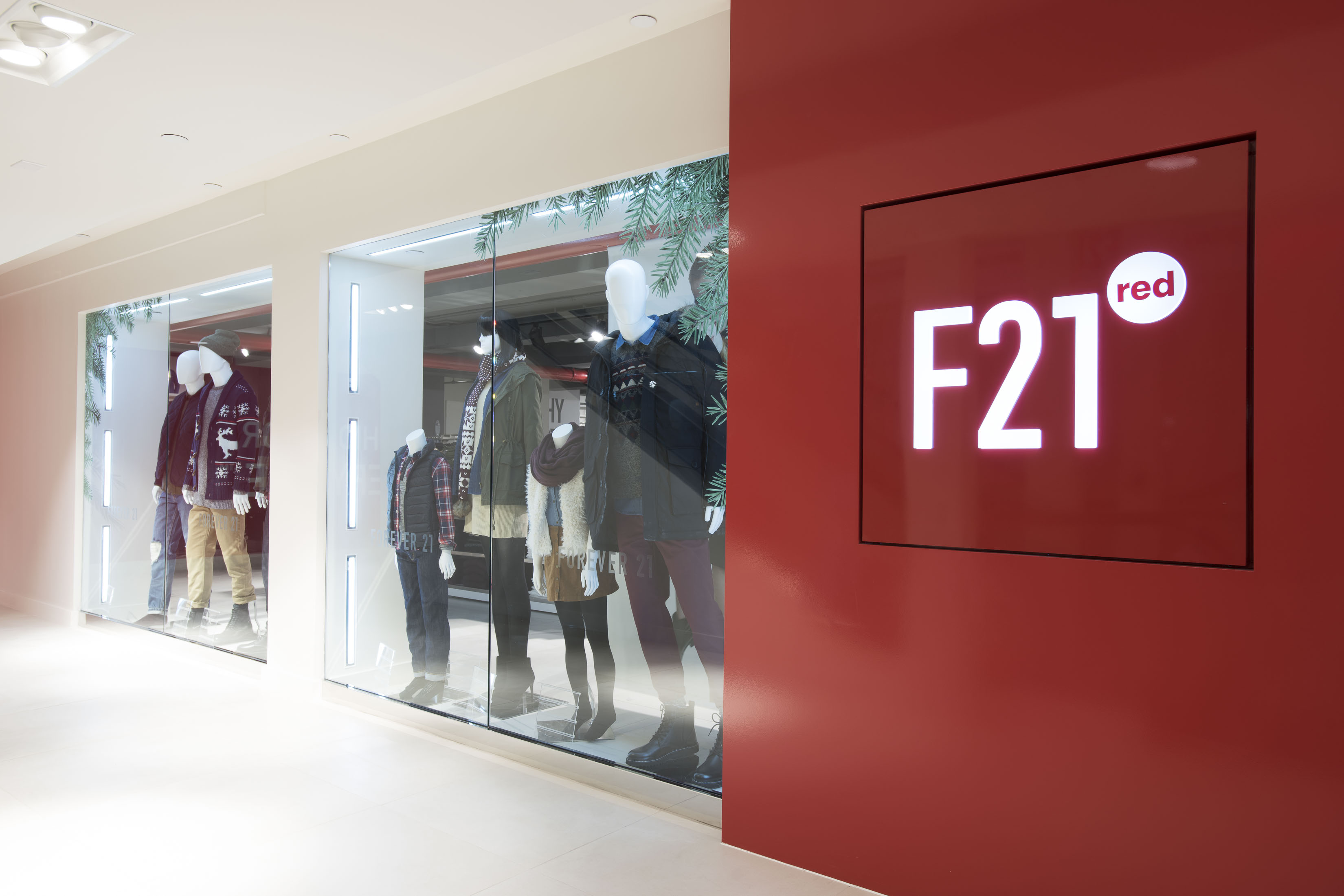 Forever 21 new F21 red stores
