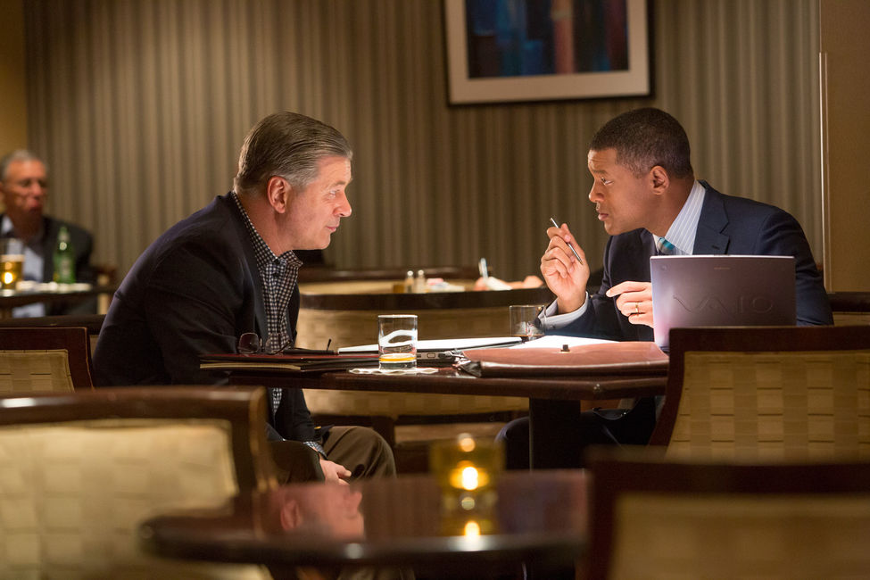 'Concussion' movie review by Lucas Mirabella - LATF
