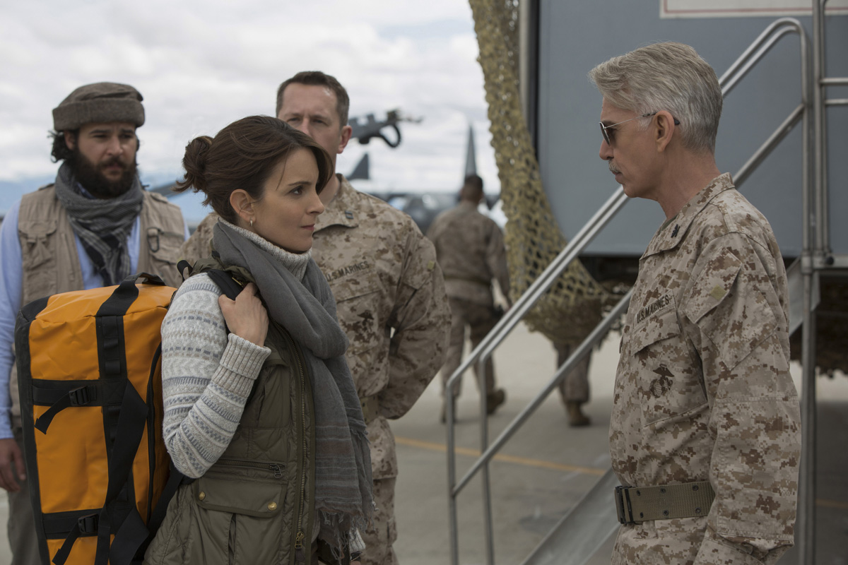 'Whiskey Tango Foxtrot' movie review by Lucas Mirabella - LATF