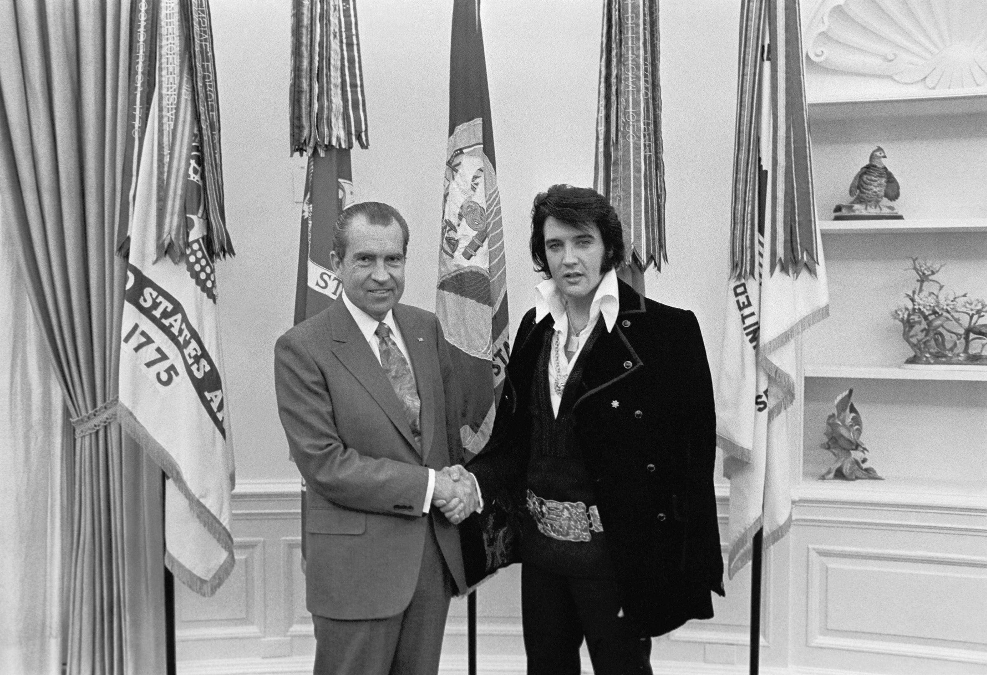 "Elvis & Nixon" movie review by Lucas Mirabella