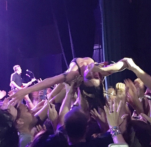 Juliette Lewis Crowd Surf Concert