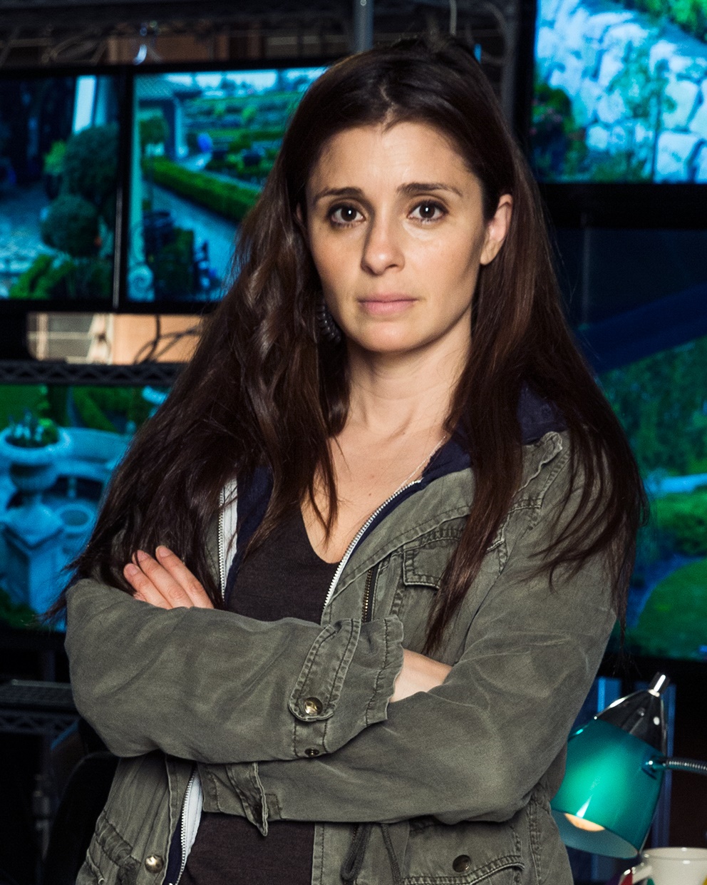 Shiri Appleby, Unreal, interview by Pamela Price