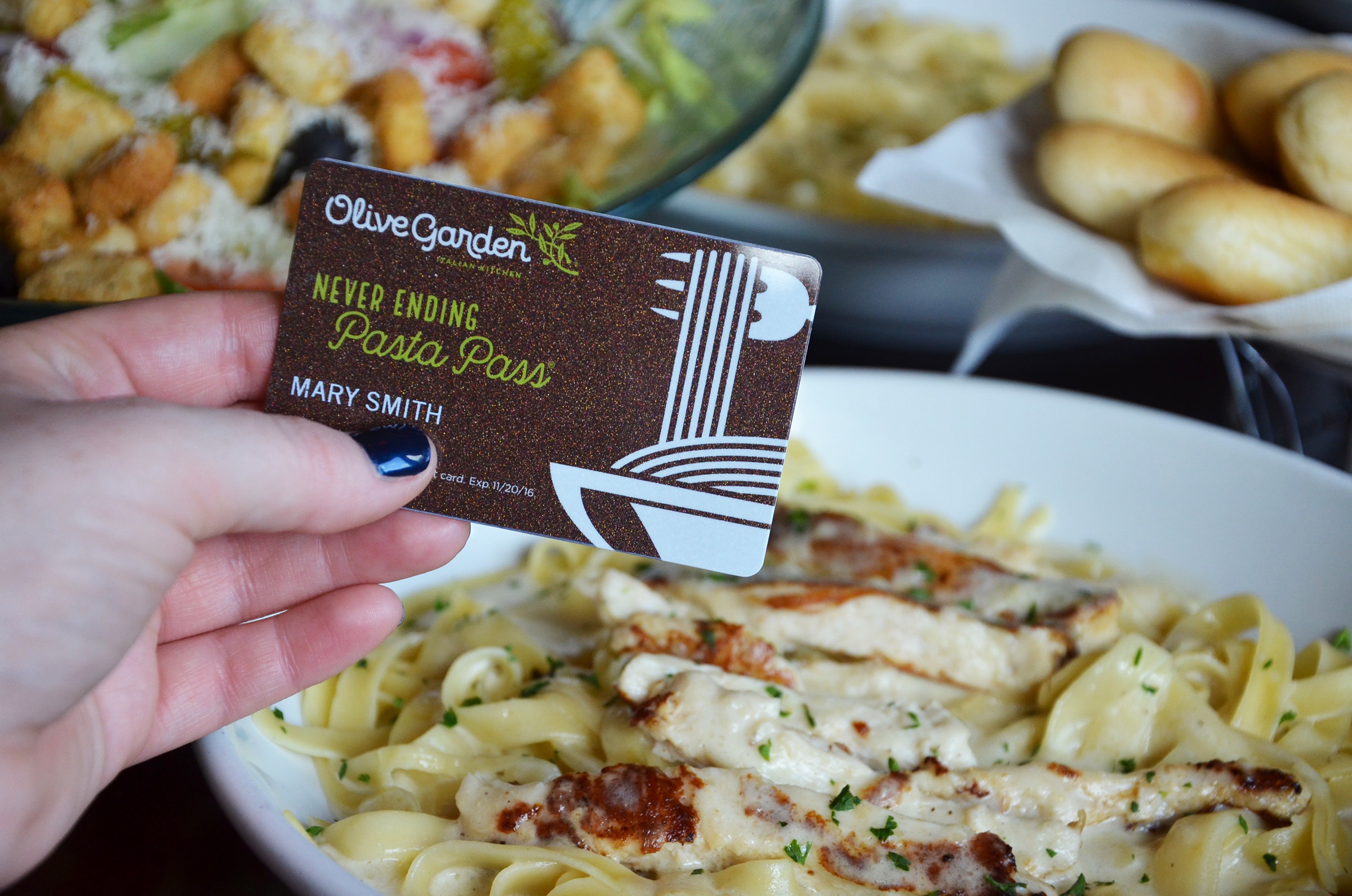 olive garden never ending pasta pass