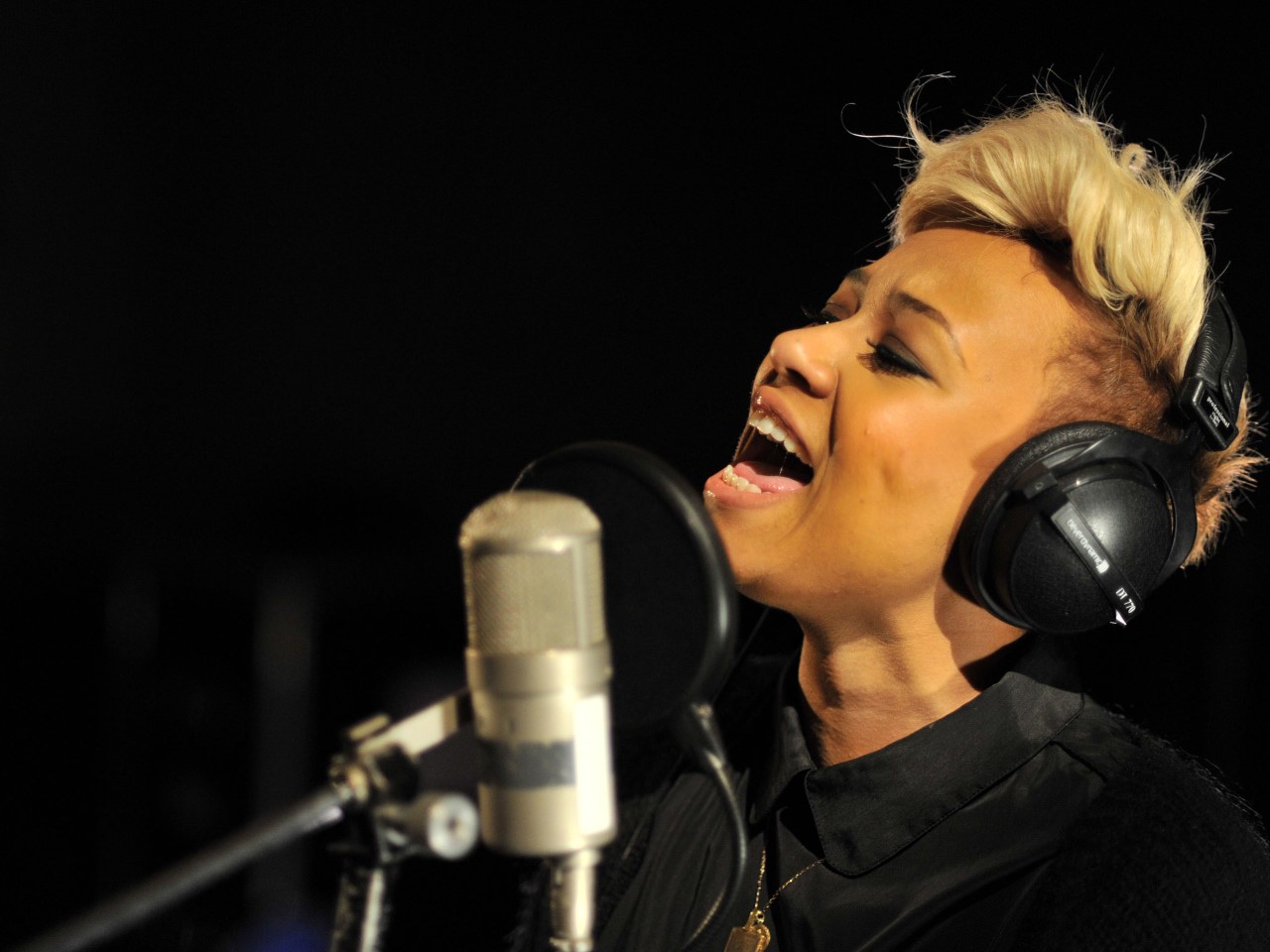 Emeli Sande - story by Darianne Dobbie - LATF USA