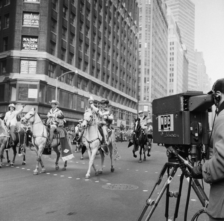 1954 thanksgiving day parade