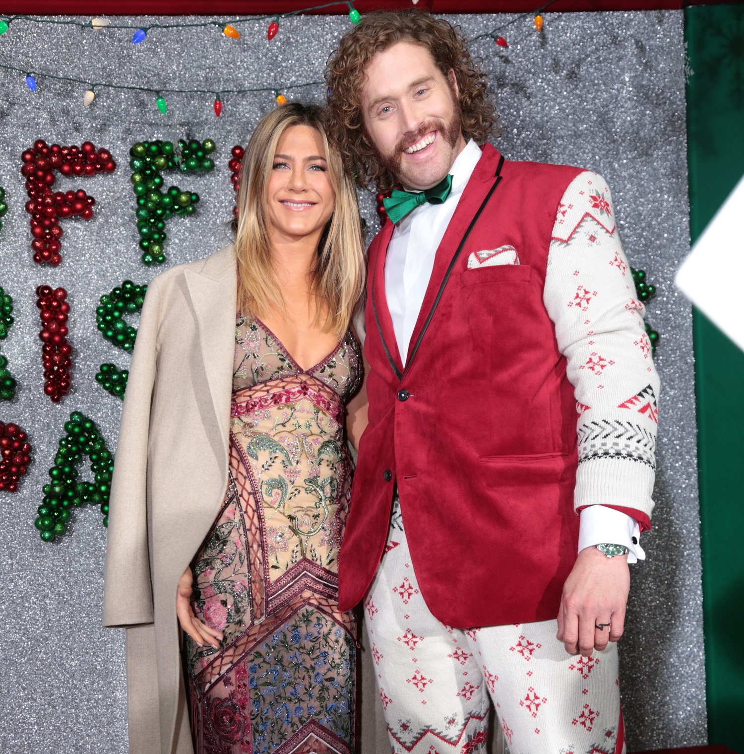 jennifer aniston, tj miller, office christmas party premiere