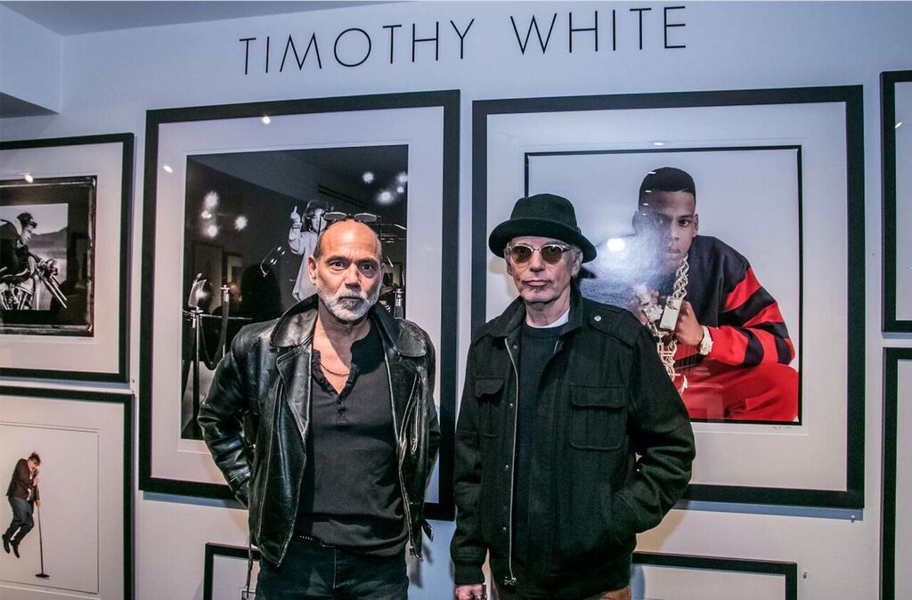 Timothy White, Billy Bob Thornton