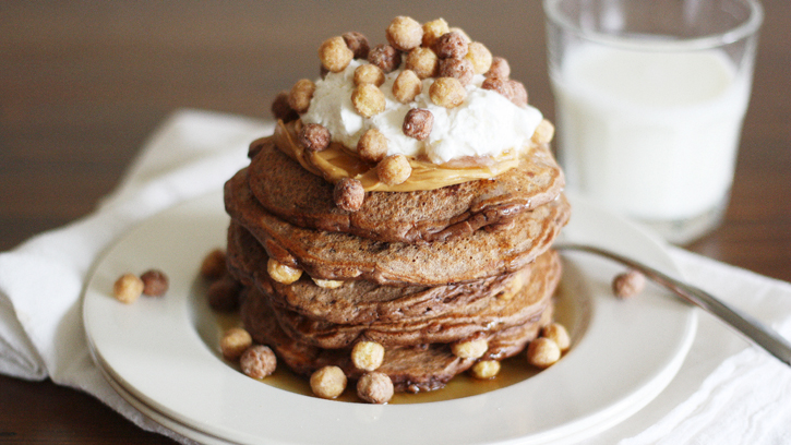 peanut butter chocolate cereal pancakes