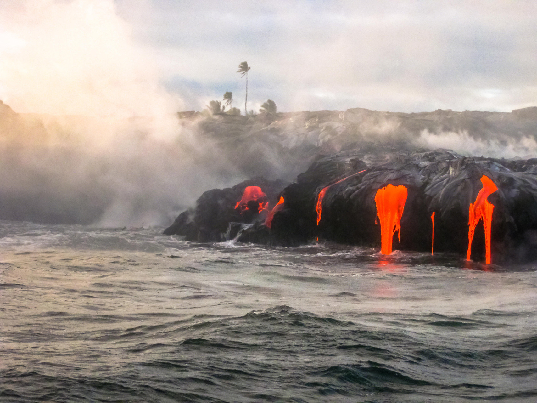 pop up volcano, four seasons resort hualalai