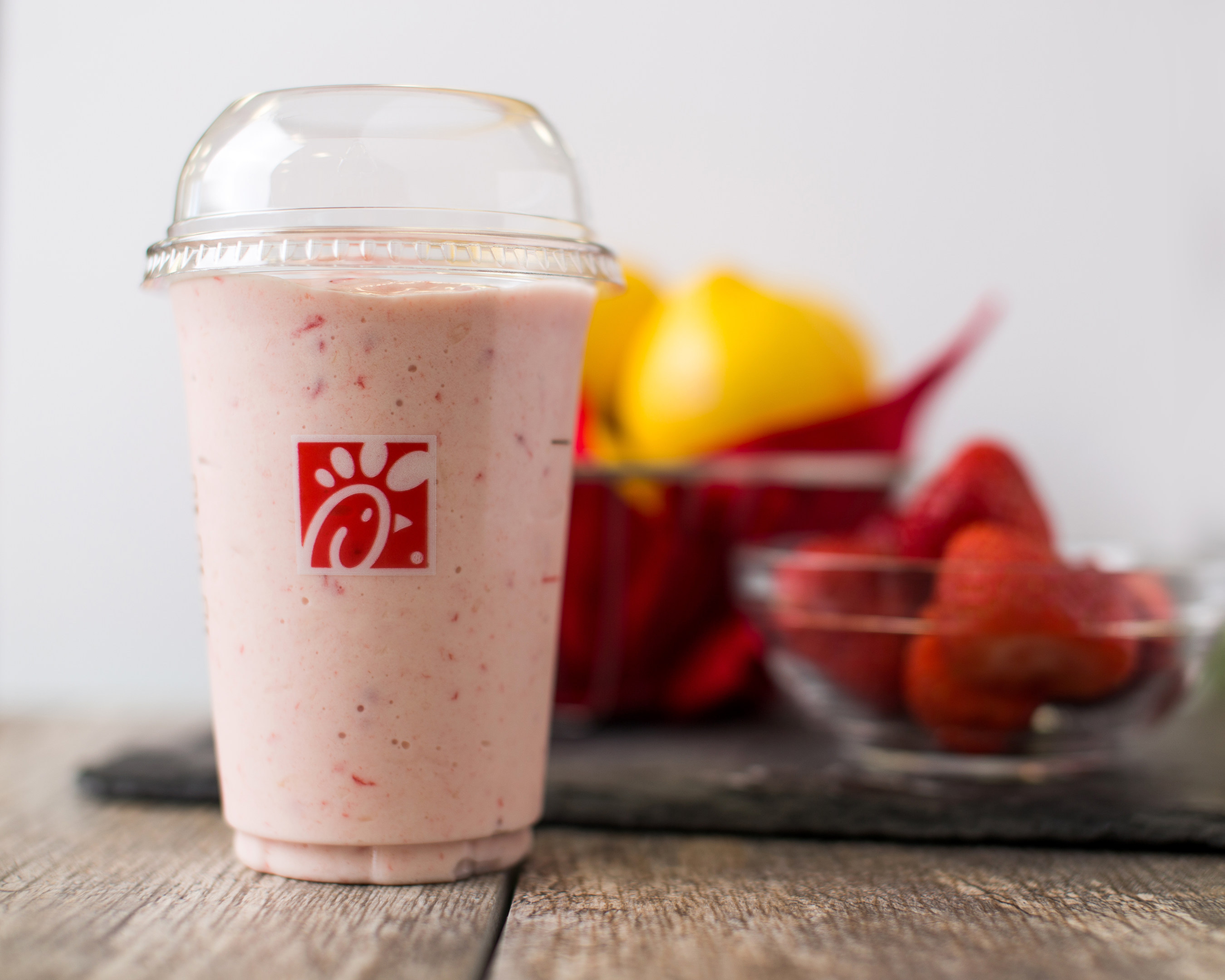 chick-fil-a strawberry lemonade