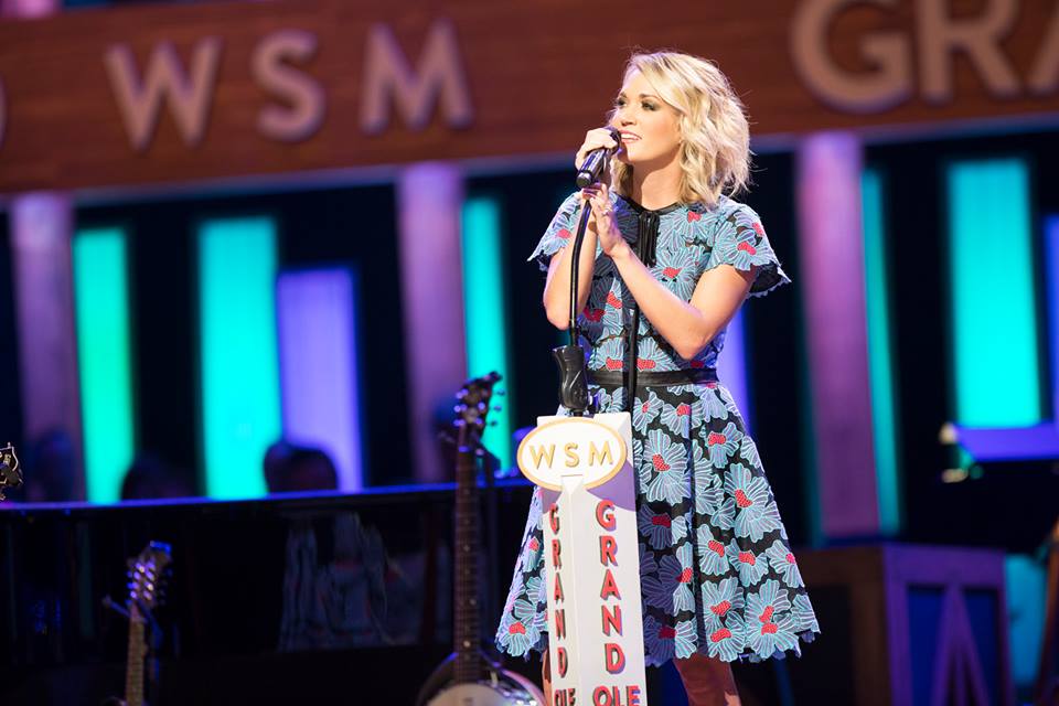 carrie underwood, academy of country music awards