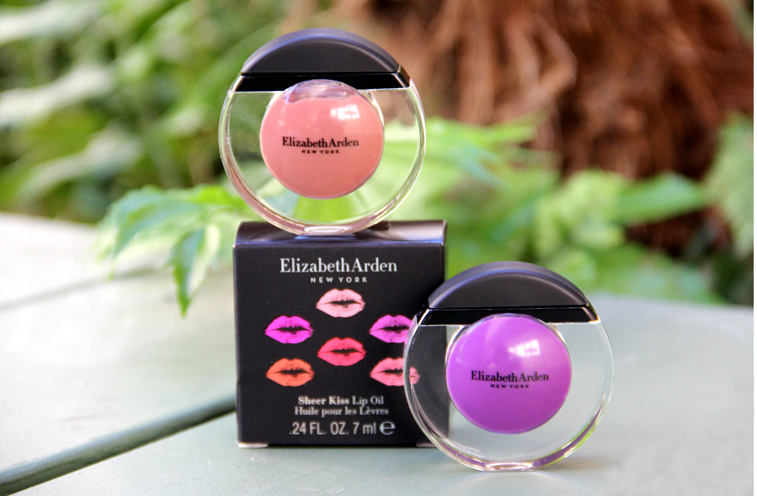 Elizabeth Arden Sheer Kiss Lip Oil