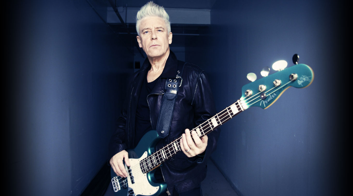 Adam Clayton, U2 musicares