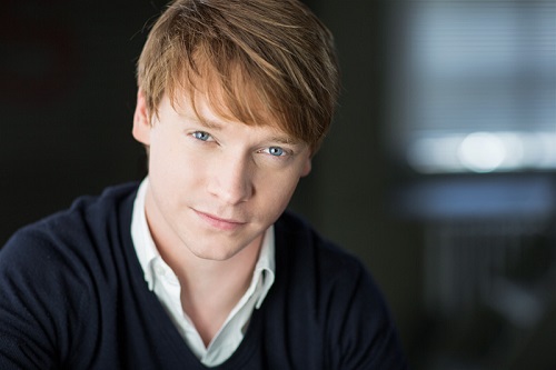 Calum Worthy 