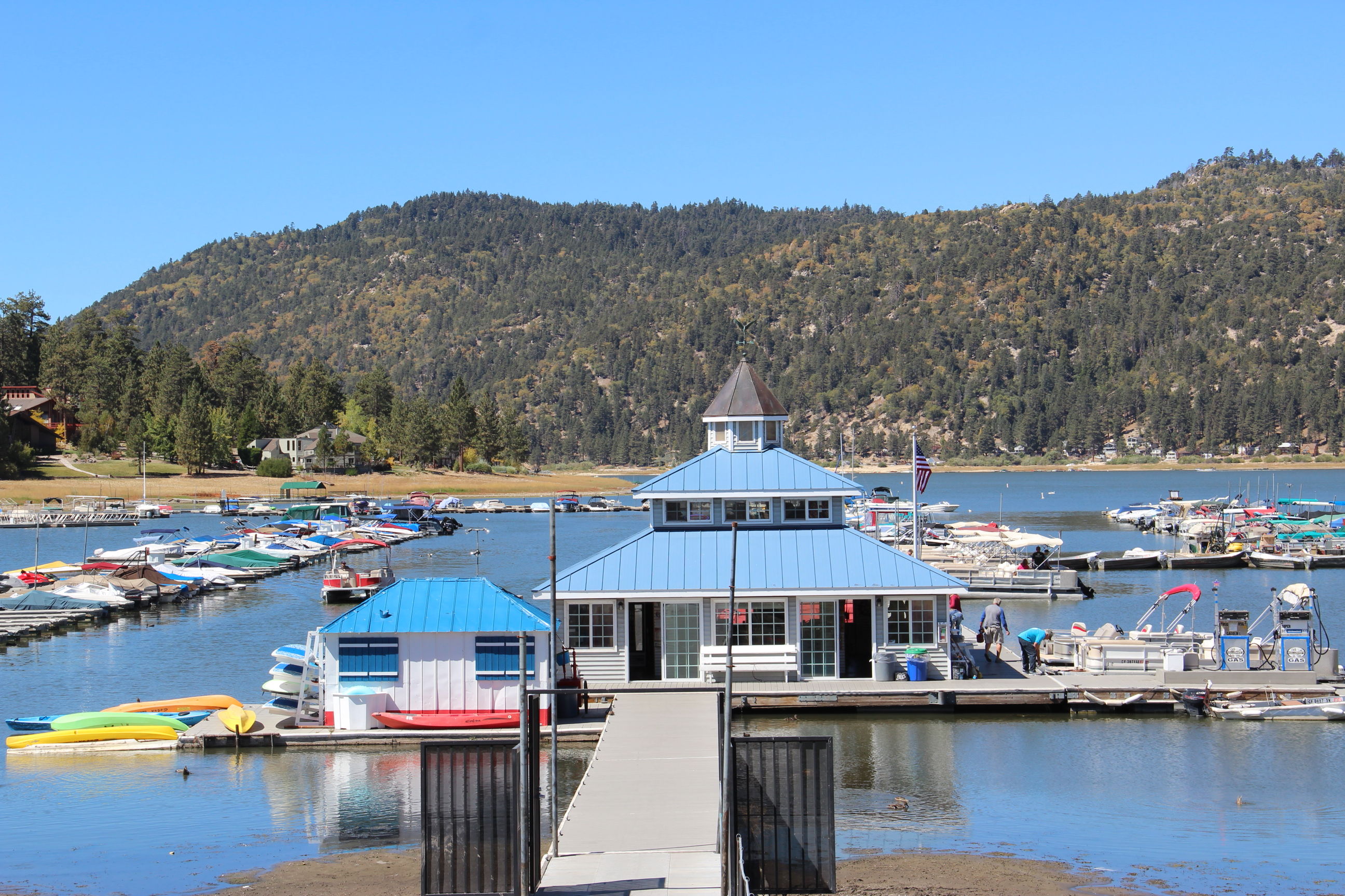 holloway's marina, big bear