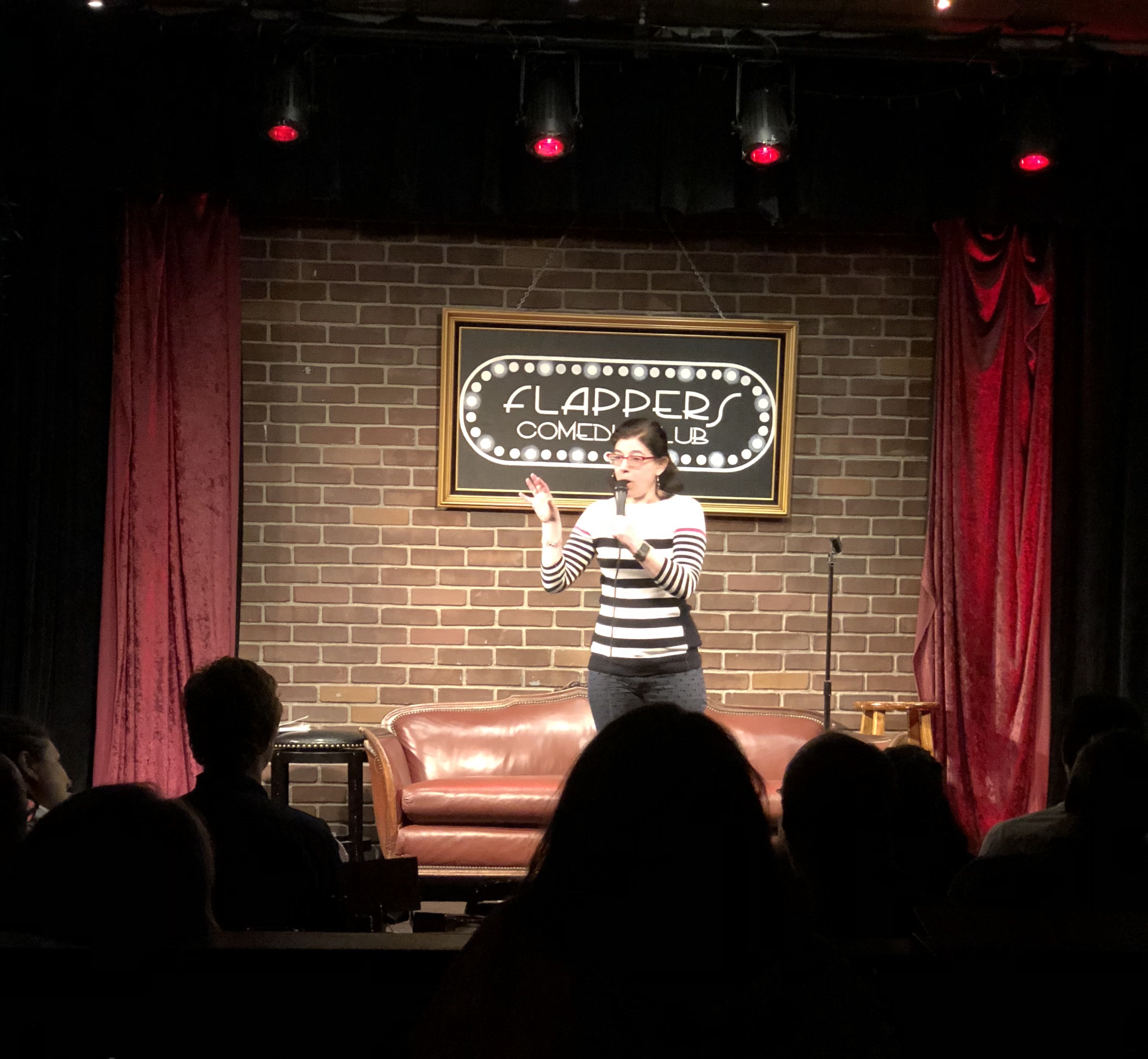 flapper's comedy club burbank