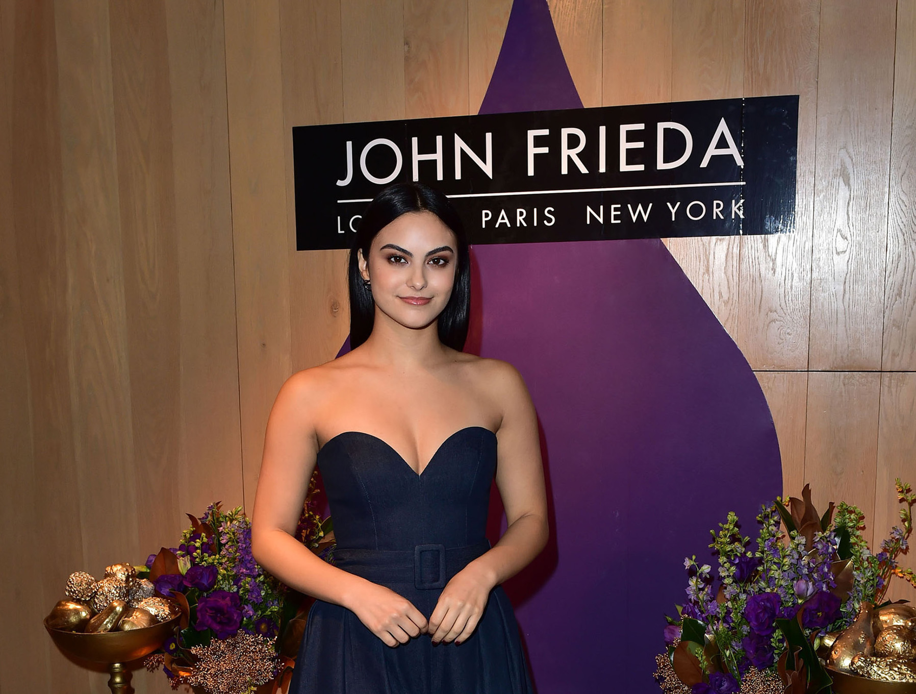 Camila Mendes, John frieda