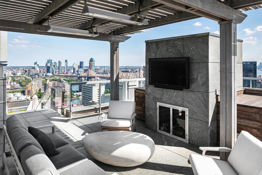 Jennifer Lawrence penthouse, nyc