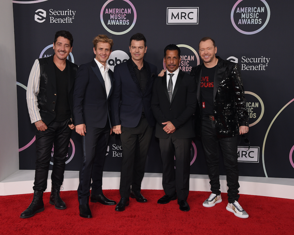 american music awards, new kids on the block