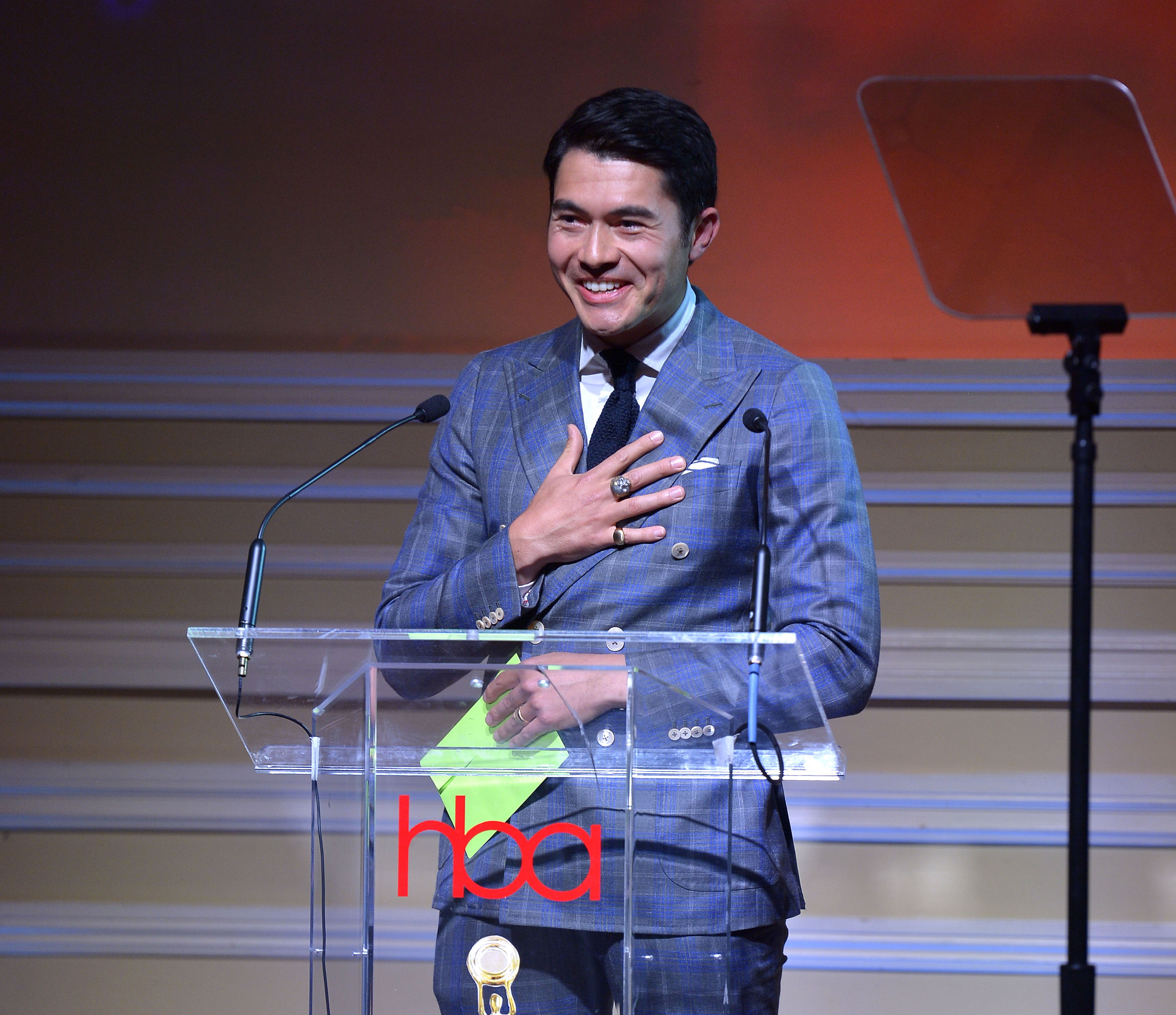 henry golding, hollywood beauty awards