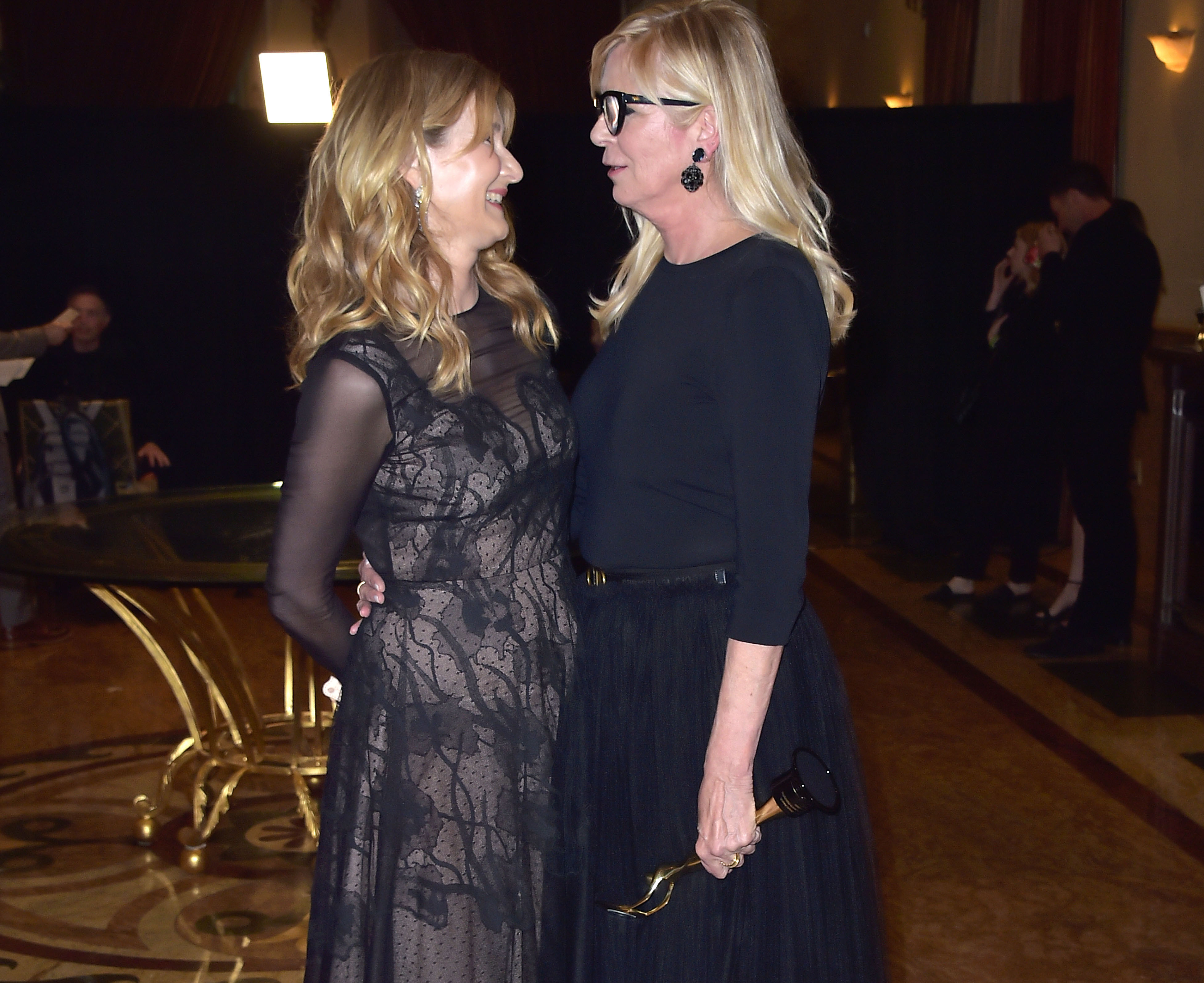 laura dern, frida aradottir, hollywood beauty awards