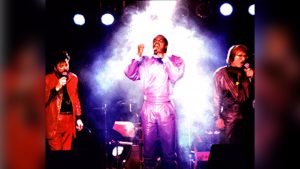 Otis Stokes performing "The Peace Song" with Seals and Crofts