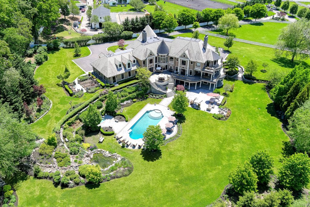 wolf of wall street, mansion, for sale, long island, real estate