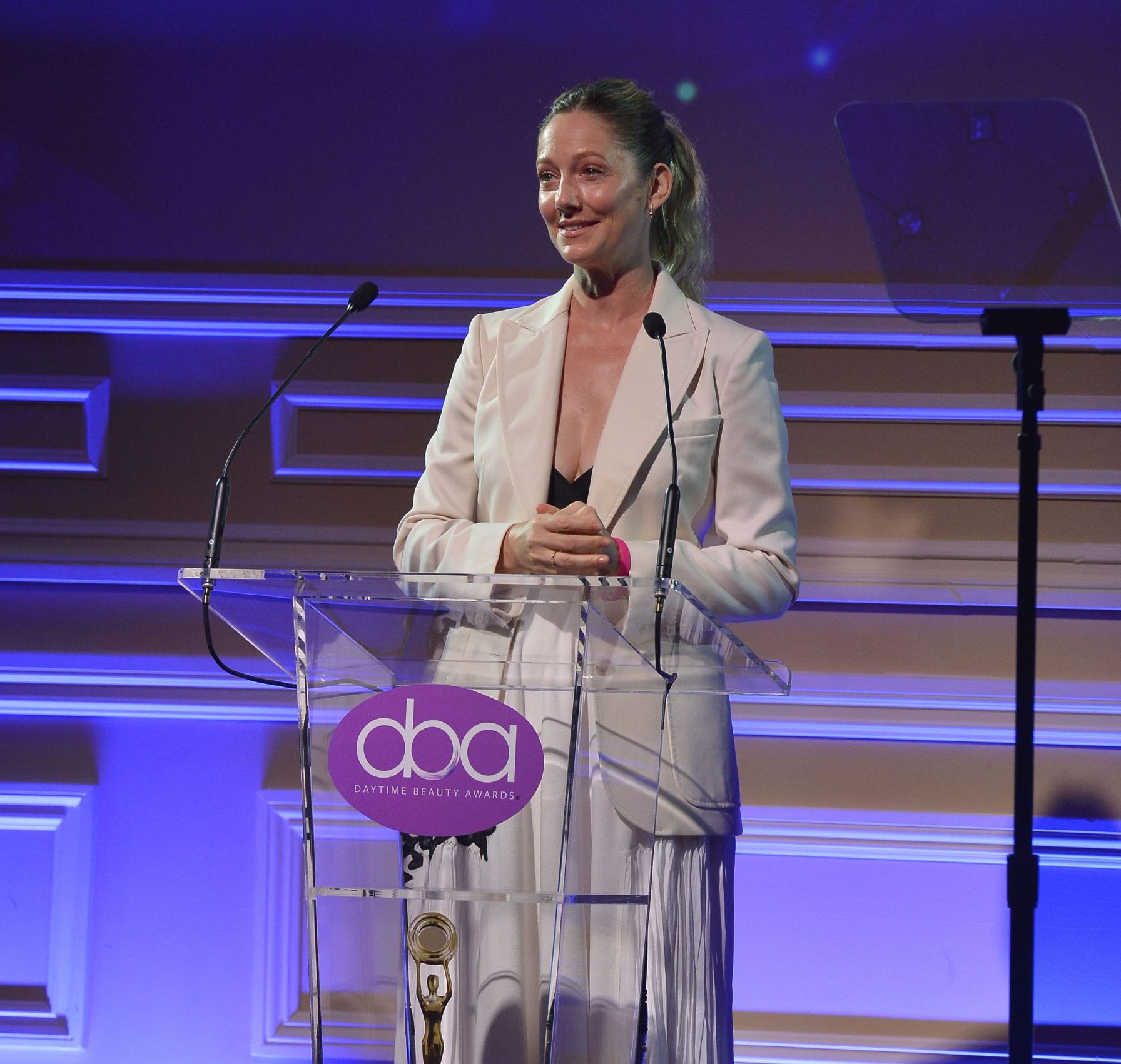 judy greer, gwen floyd, wile, daytime beauty awards