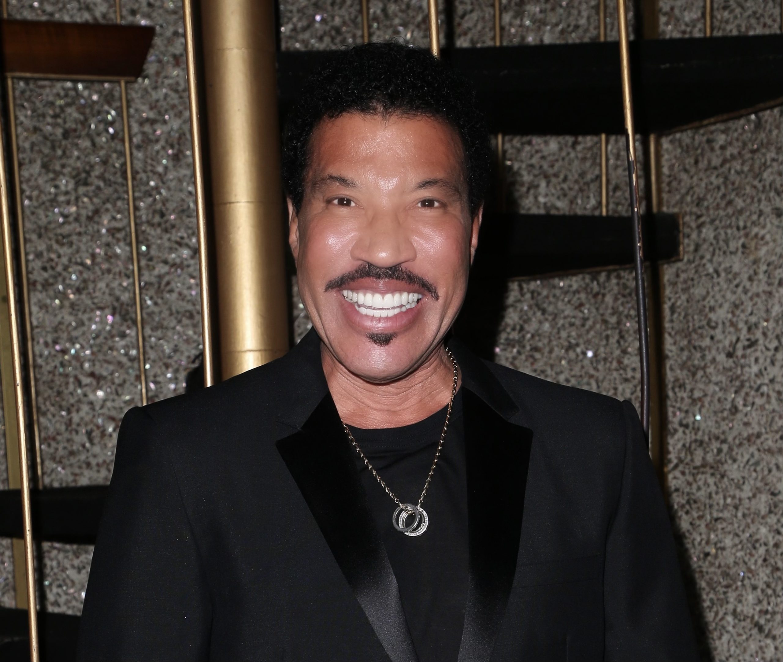 lionel richie, hollywood beauty awards