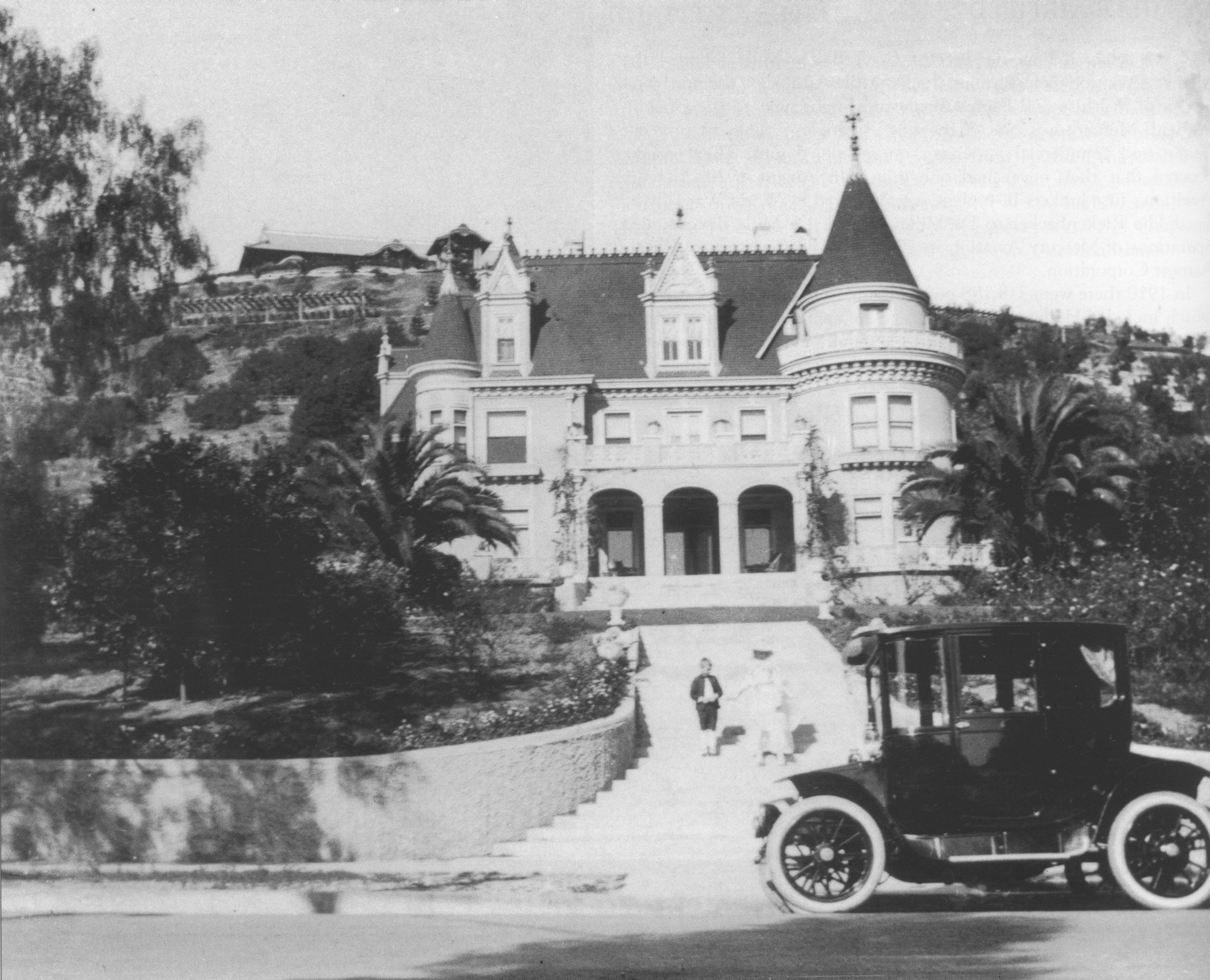 Milton "Milt" Larsen, Magic Castle