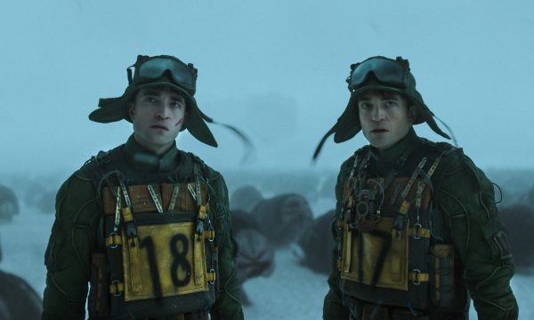 mickey 17, robert pattinson