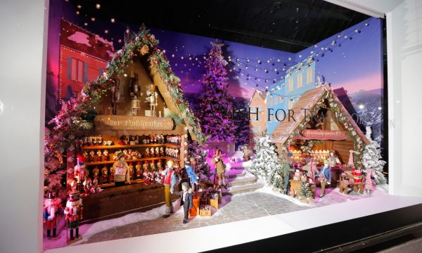 LORD & TAYLOR 2012 HOLIDAY WINDOWS