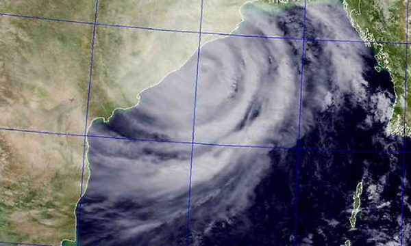 20131013113025India_cyclone_phailin