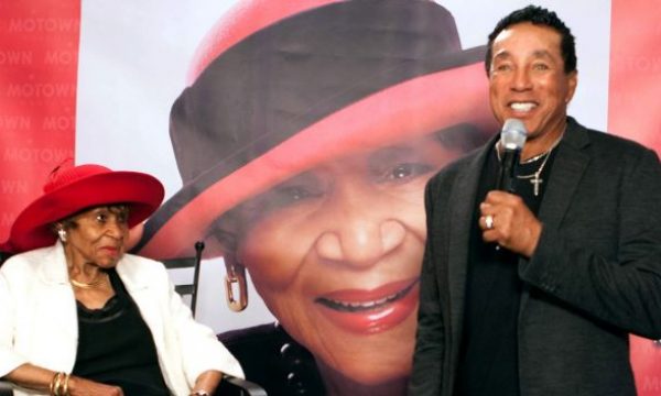 20131020105259Maxine_Powell_and_Smokey_Robinson