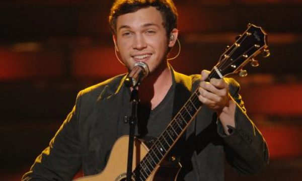 20131023130638Phillip_Phillips_