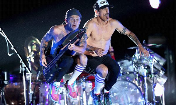 20131025111221Red_Hot_Chili_Peppers