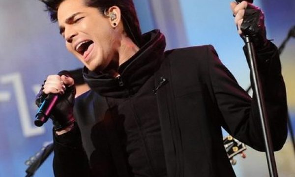 20131028103400Adam_Lambert_Fontainebleau_miami