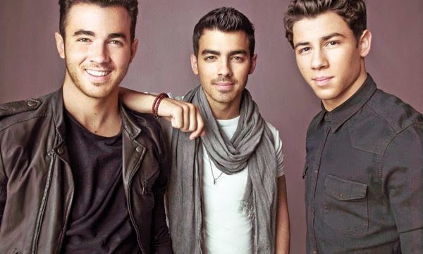 20131029101739The_Jonas_Brothers