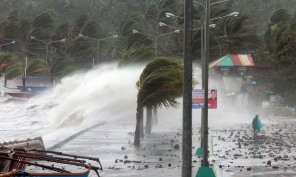 20131108212435Typhoon_Haiyan