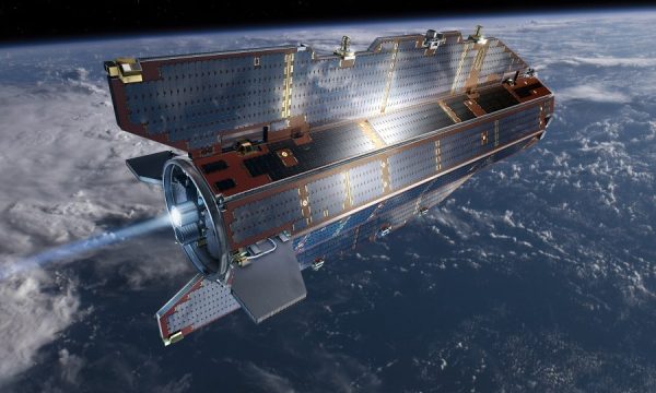 20131109105722satellite