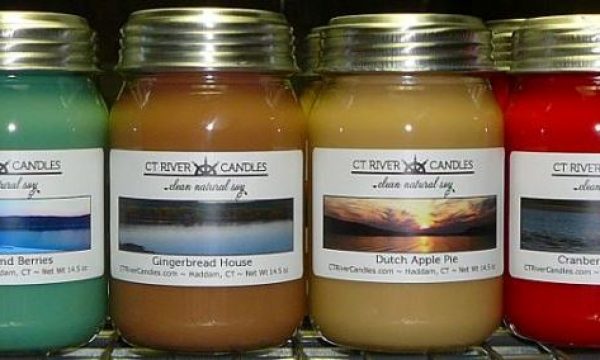 20131210234900CT_River_Candles