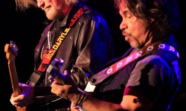 20131217161028Hall___Oates