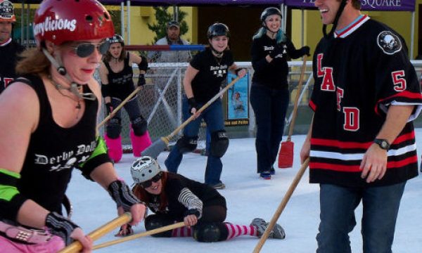 20140115105529Broomball_Championship_Pershing_Square